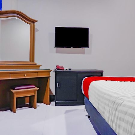 Oyo 117 Blueberry Homestay Giacarta Esterno foto