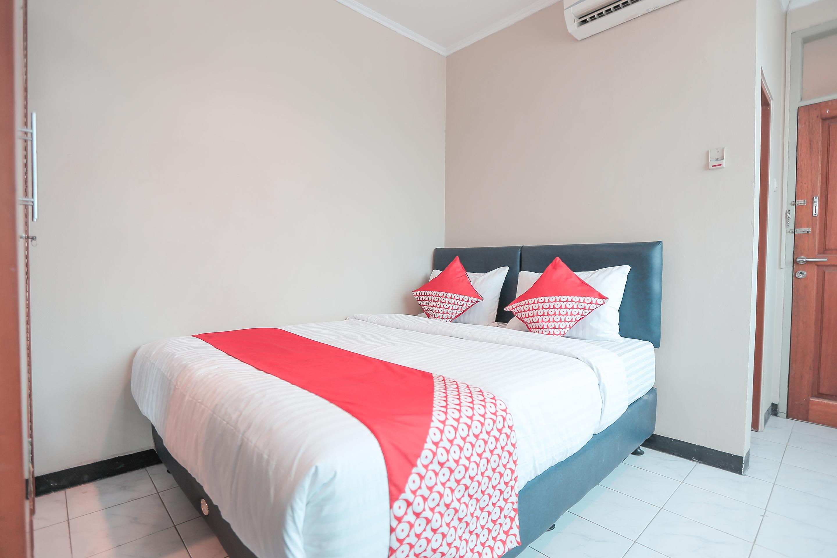 Oyo 117 Blueberry Homestay Giacarta Esterno foto